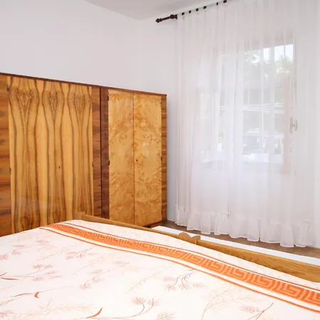Apartment With A Parking Space Seline, Paklenica - 6604